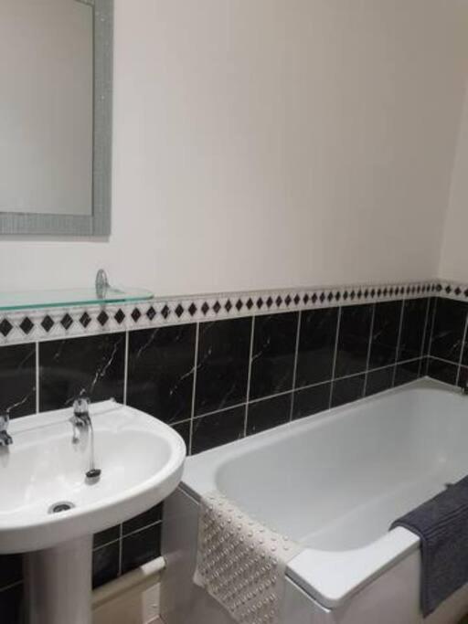 Orme View Dog Friendly Apartment Llandudno Exteriör bild